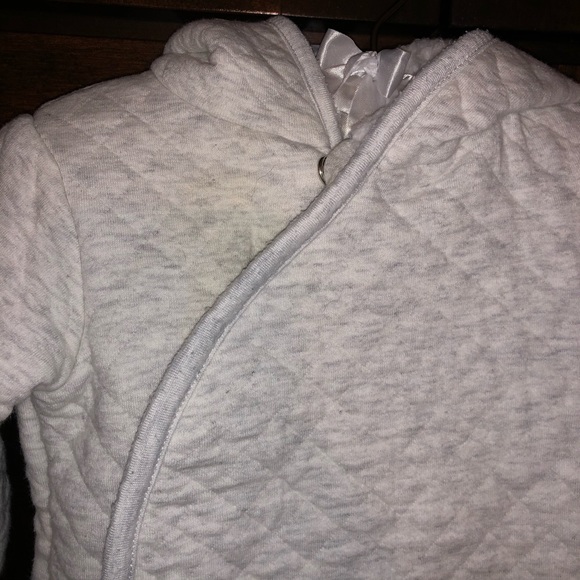 Bunting - Picture 2 of 3